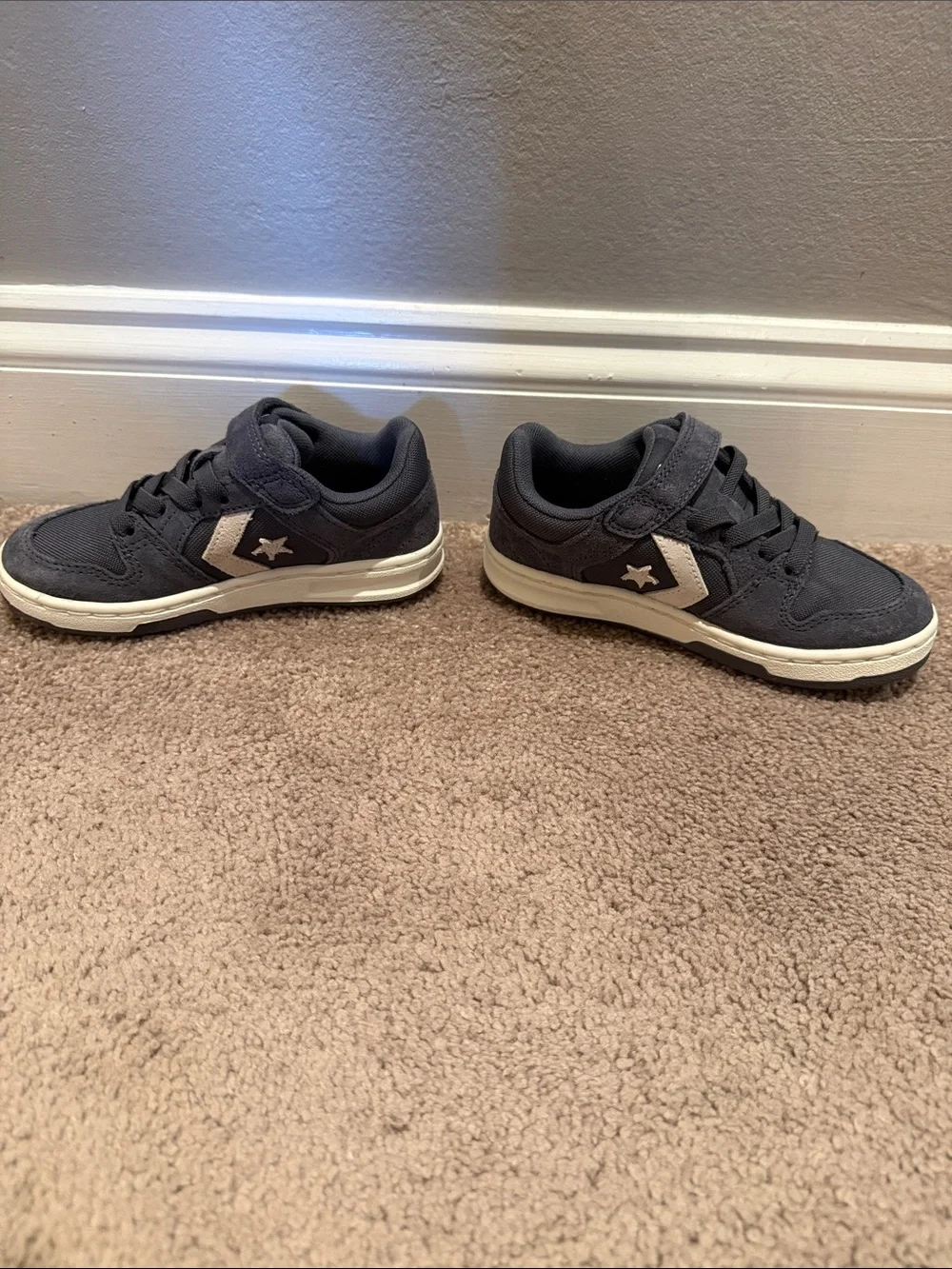 NWOT Converse Kids Velcro Sneakers